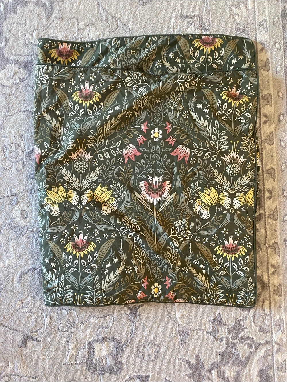 IKEA KÄRRDUNÖRT Olive Green Floral Pillowcases